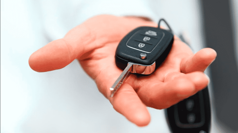 ¿El control remoto del automóvil no funciona? ll