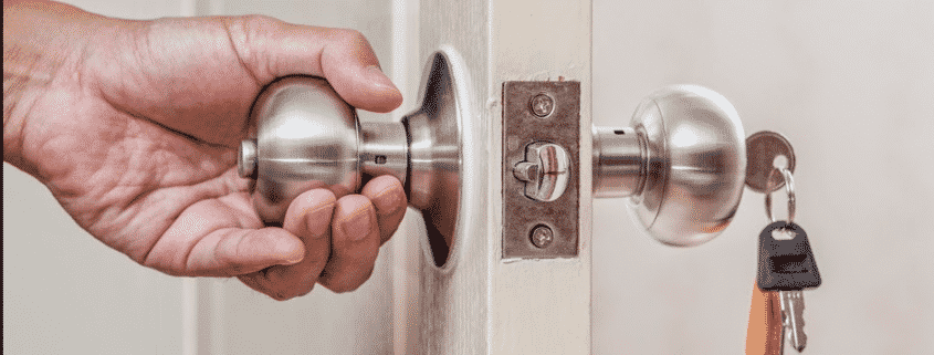 Cómo cambiar una cerradura