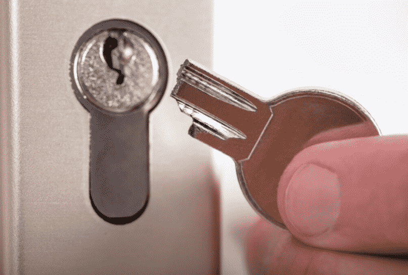 ¿Puede un cerrajero arreglar una llave rota? II